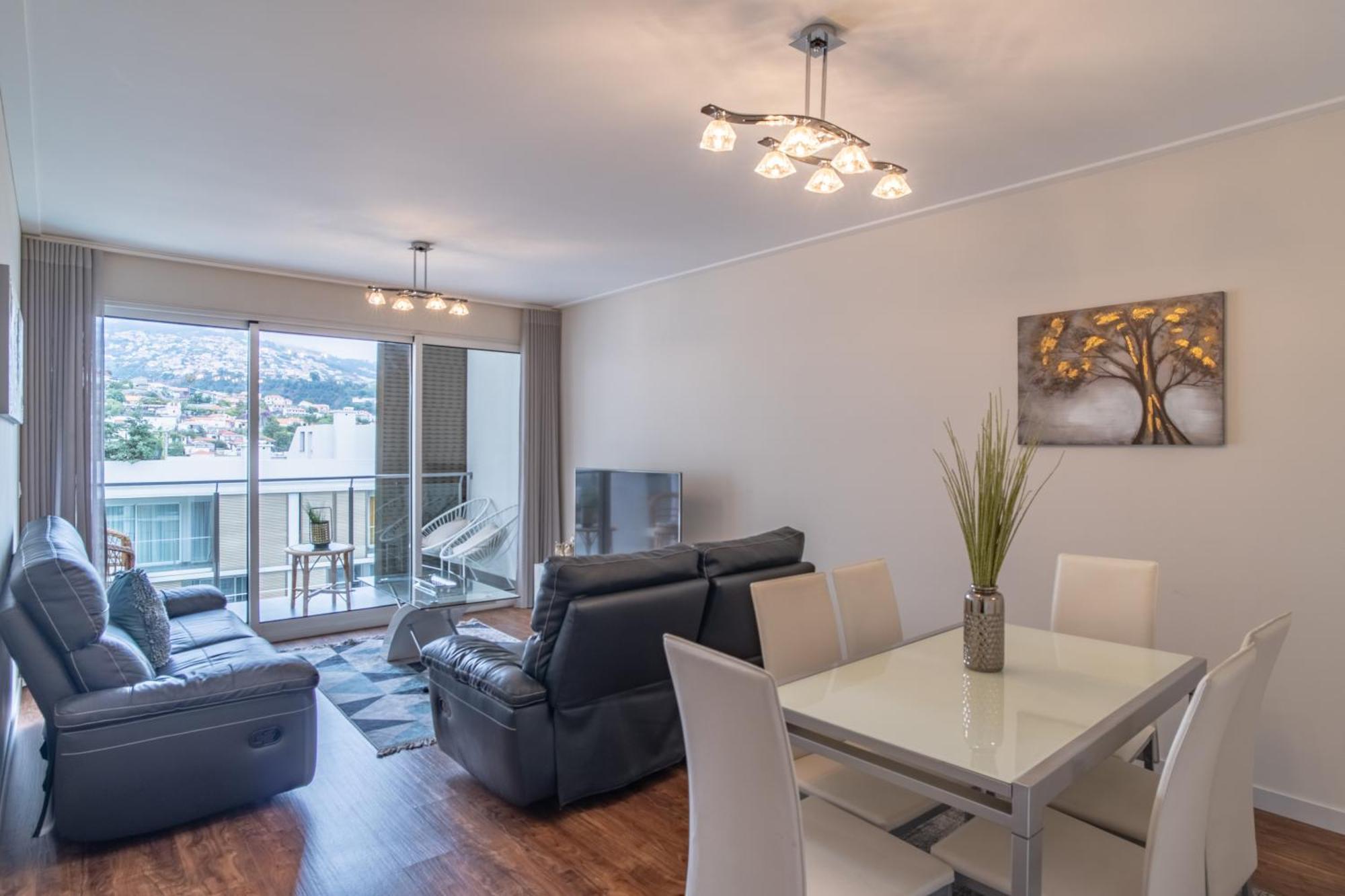 Madalenas View Apartment Фуншал Екстериор снимка